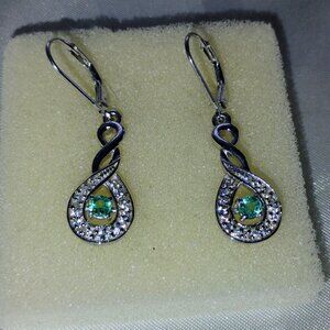 Colombian emerald dangling earrings in sterling silver
